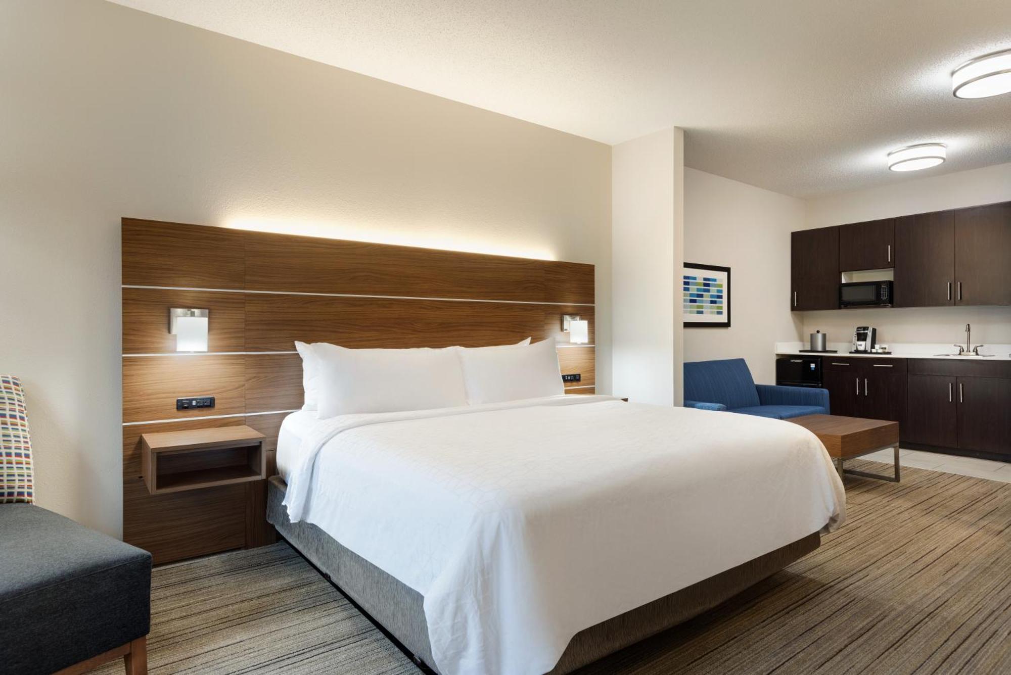 Holiday Inn Express Hotel & Suites Opelika Auburn By Ihg Eksteriør billede