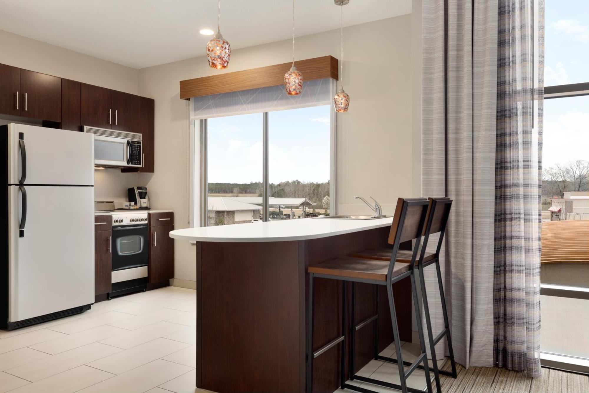 Holiday Inn Express Hotel & Suites Opelika Auburn By Ihg Eksteriør billede