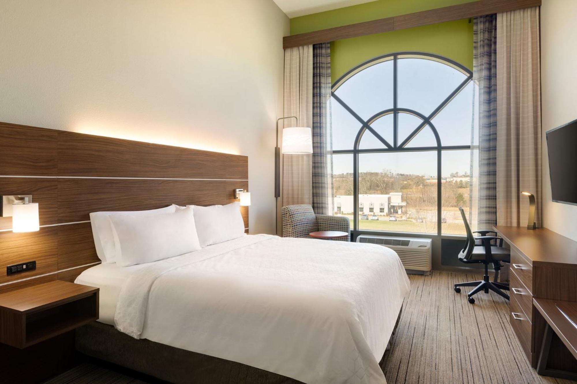 Holiday Inn Express Hotel & Suites Opelika Auburn By Ihg Eksteriør billede