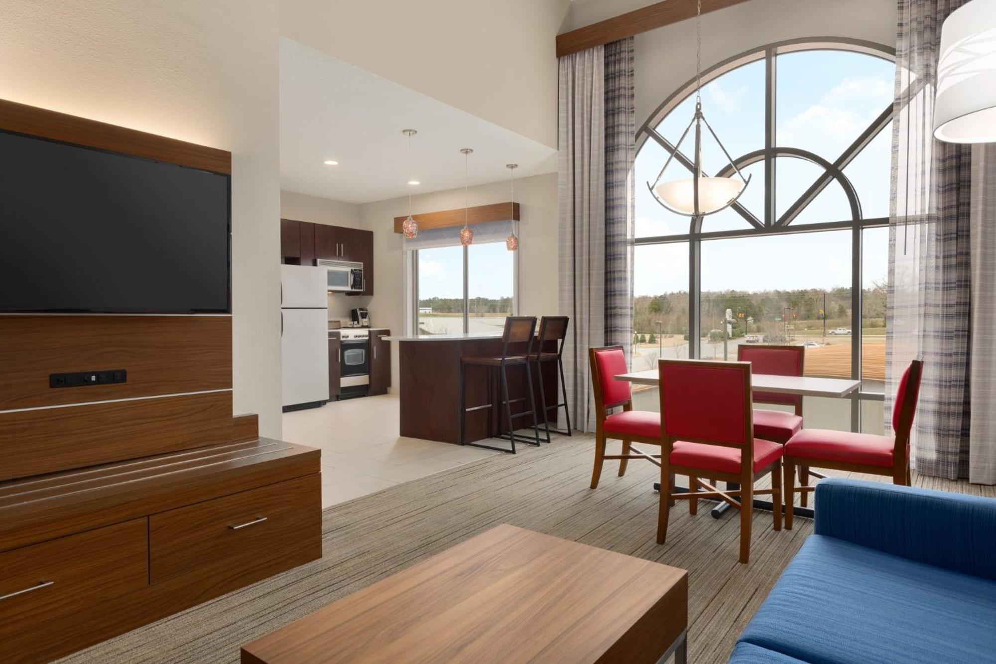 Holiday Inn Express Hotel & Suites Opelika Auburn By Ihg Eksteriør billede